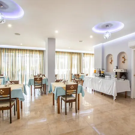 Panorama Hotel 2*